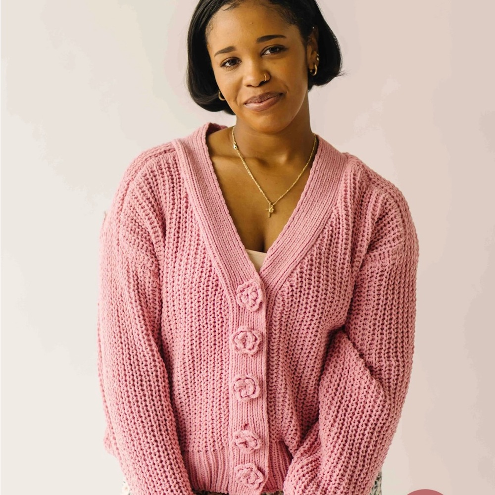 ☀️ NEW Cozy Pink Knit Cardigan for Women